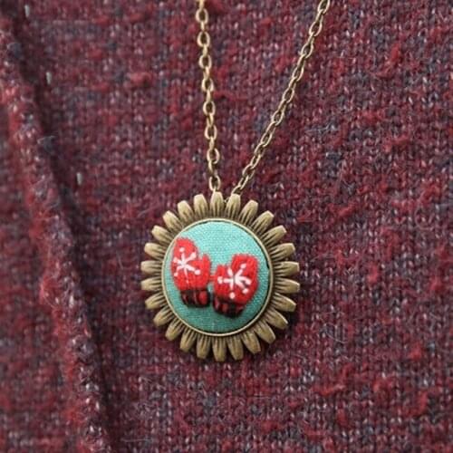 Beginner Embroidery Kit Hand Sewing Stitching Pendants Necklace DIY Cross Stitch Ornament Tool