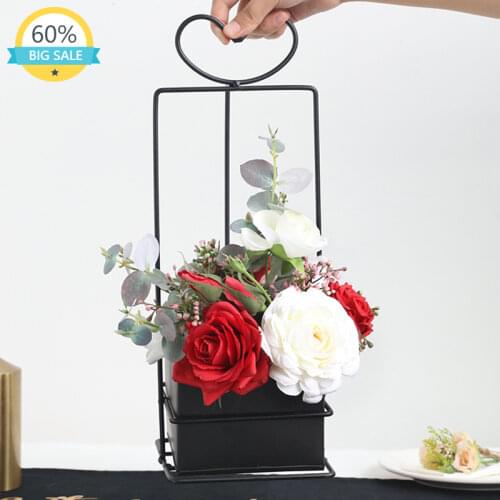 Metal Creative Modern Fashion Nordic Vase Simple Gold Small Flower Stand Tabletop Jarrones Decorativos Room Decoration AH50VS