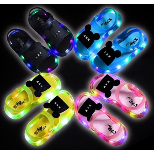 2020 summer new flash light sandals boys and girls non-slip beach shoes casual sandals children outdoor buckle trend