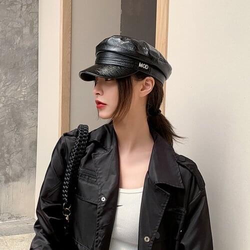 New Unisex military hats wild wool flat cap ladies British painter hat men handsome retro navy cap sailor cap gorros