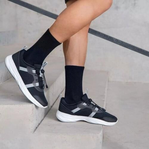 Xiaomi Anti-slip Ultralight Travel Running Shoes Bacteriostatic Breathable Sneakers Comfortable Fitness Sports Shoes