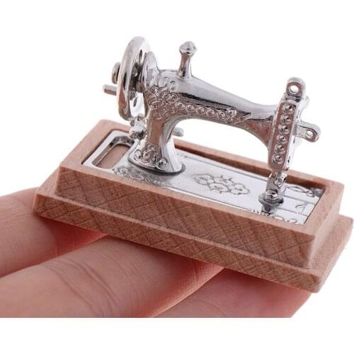 1:12 Dollhouse Miniature Furniture Sewing Machine Tailor Toy Doll House Decor