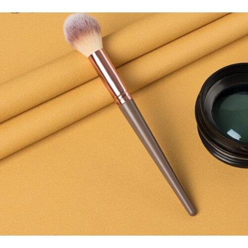 Makeup tools Flame highlighter brush plastic handle aluminum tube man-made fiber