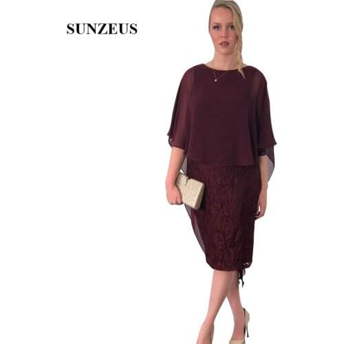 Sheath Knee Length Lace Wedding Party Dress With Chiffon Cape Burgundy Bride Mother Dress Elegant Women Dinner Gowns