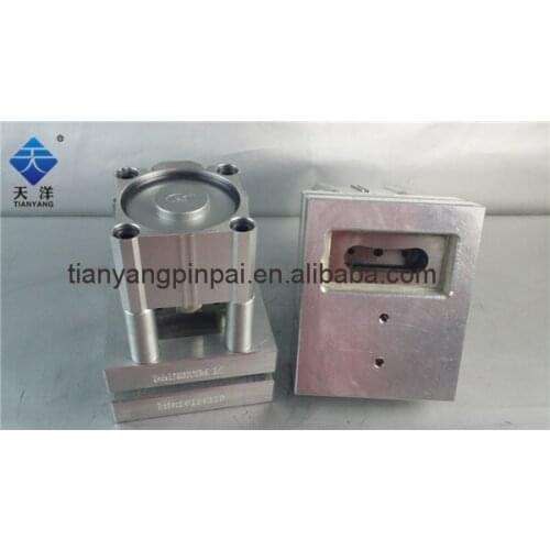 Pneumatic handle hole punching machine