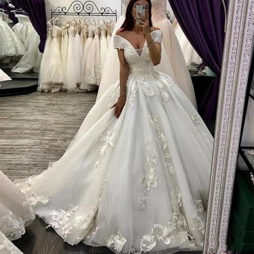 Luxury Princess Ball Gown Wedding Dresses Off The Shoulder Lace Bride Dress Appliques Sweep Train Corset Wedding Gowns