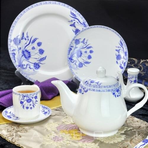 Christmas Kitchen utensils catering dishes ceramics dishes bowls star hotels luxury hotels box articles bone china tableware