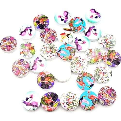 100pcs 20mm DIY wooden beads accessories white bottom cartoon circular flamingos charms children beads wood material wholesale