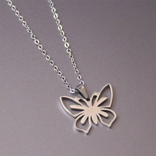 1pc The Butterfly Family Stainless Steel Necklace Insect Pendants Necklaces Women Kids Love Fashion Memorial Jewelry