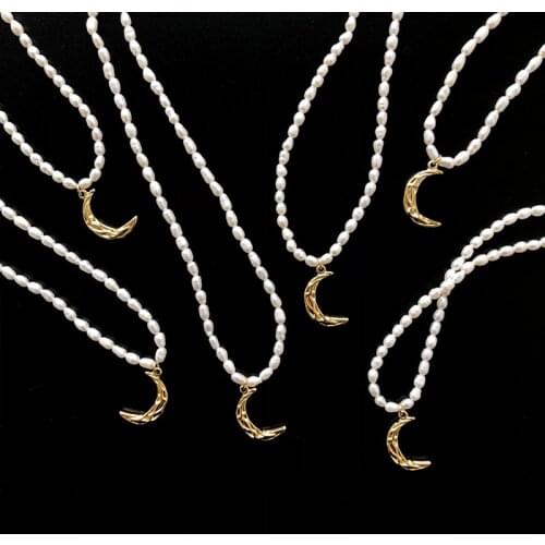 Fresh Water Pearl Moon Pendant Necklace 316l Stainless Steel Necklace 18k Gold Plated for Woman Girl Fashion Accessory Wholesale