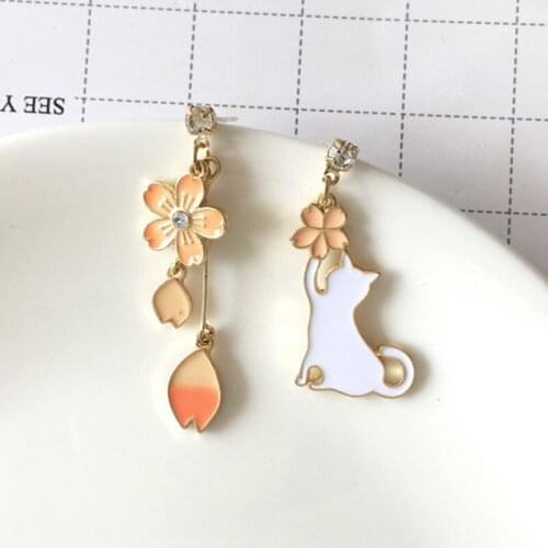 New Lovely Chinese Style Small Cat Folding Fan Flower Pear Pendant Asymmetry Earrings For Women Girls Charm Earring Jewelry Gift