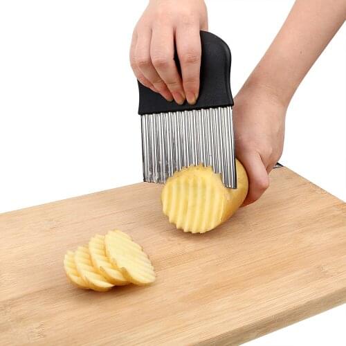 Stainless Steel Banana Fruits Potato Slicing Knife Chopper French Fry Vegetable Cutter Potato Wavy Edged Peeler Cutter