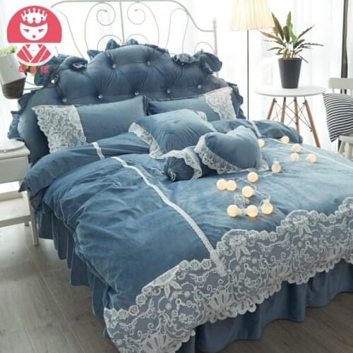 Coral fleece four-piece winter new bed thickened flannel double-sided fleece thickened simple net red quilt cover
