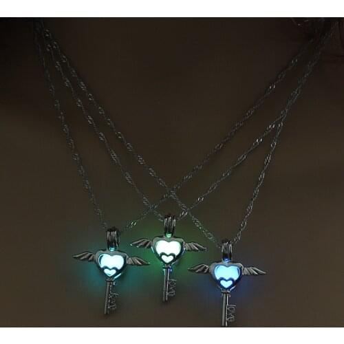 New Brand Glow in the Dark Jewelry with Silver Plated Angel Key Shaped Glow in the Dark Pendant Necklace for Women Party Gift