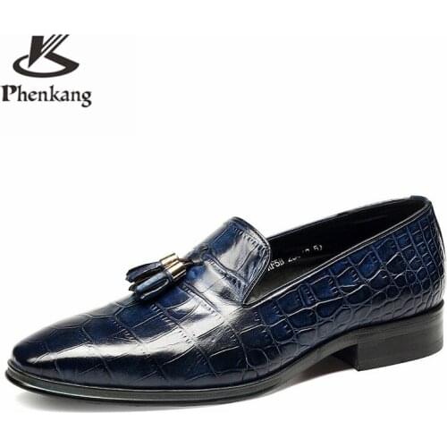 Men fashion tassel party shoes mens genuine leather comfortable brand Italian male formal slip on wedding shoes Phenkang 2020