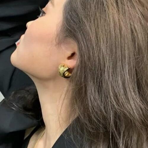 U-Magical French Vintage Geometric Cross Twist Hoop Earring for Women Temperament C Shape Gold Color Metal Earring Jewellery