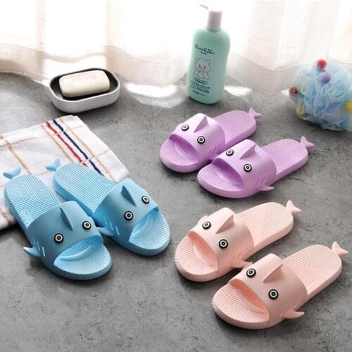 New Summer Cartoon Home Slippers Womens Cute Funny Shark Bathroom Slides Antiskid Couples Flip Flops