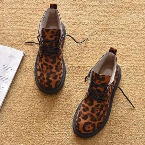 Shoes Woman Spring and Autumn Flat Heel Short Boots Leopard Print Sexy Short Womens Platform Shoes Snow Boots Luxury Fleece