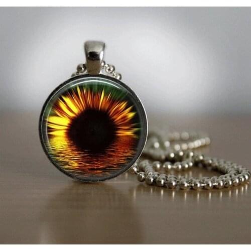 Sunrise Sunflower Flower Time Necklace European and American Fashion Daisy Pendant Necklace
