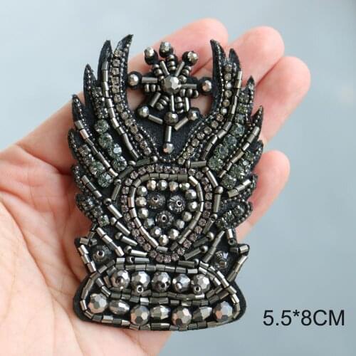 2pc/lot punk beaded patches on clothes Rhinestone epaulettes for clothing DIY sew on parches para la ropa Embroidery appliques