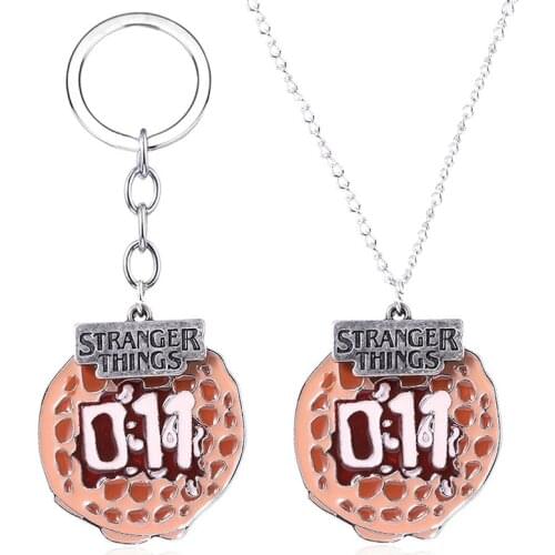 Stranger Things Season 3 keychain Demogorgon horror jewelry keyring bag car pendant men women jewelry