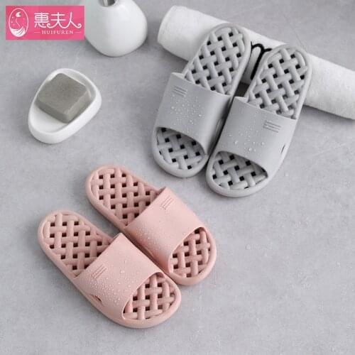 Bathroom couple slippers womens home bath anti-slip hollow soft bottom indoor home slippers men slippers shoes man