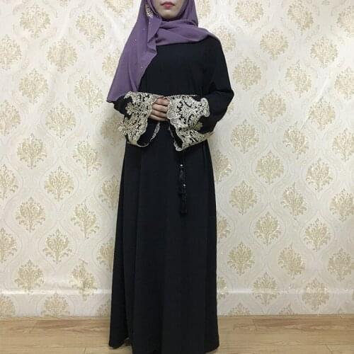 Muslim Dress Women Arab Abaya Embroidery Kimono Moroccan Caftan Long Robe Islamic Clothing Dubai Trumpet Sleeve Hijiab Vestidos