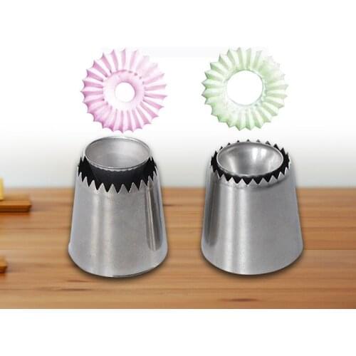 1Pc Cookie Cake Decorating Tools Stainless Steel Fondant Cookie Cutter Cream Icing Nozzles DIY Russian Piping Seamless Lace Mold