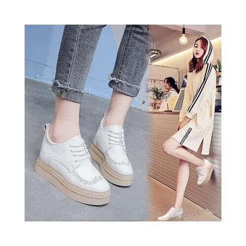 New waterproof platform with casual shoes fashion Europe and America slope with British wind carved flat shoes