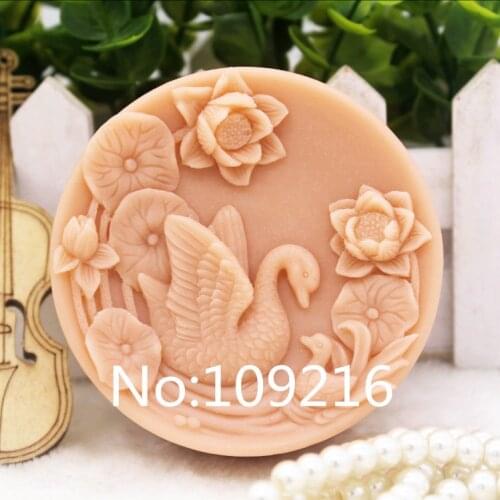 New Product!!1pcs Parent Child Goose with Lotus (zx139) Silicone Handmade Soap Mold Crafts DIY Mould