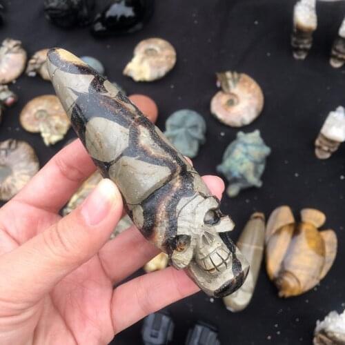 Natural Turtleback Quartz Massage Stick Treatment Of Female Turtle skull Stone Crystal