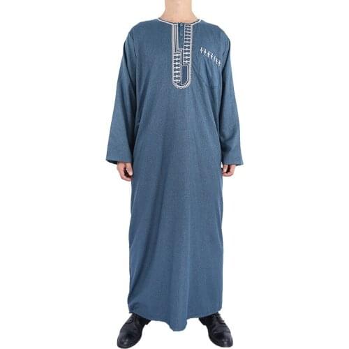 Mix colors&sizes New 2020 Muslim Thobe Men Muslim Round Collar Breathable Cotton&linen Long Sleeved Robe Factory Wholesale