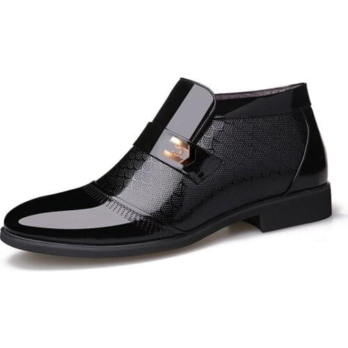 Winter Patent Leather Men Casual Shoes Flat Slip on Men Shoes Plus Velvet Keep Warm Cotton Wearable Business Waterproof Shoes
