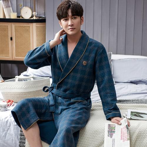 Autumn Winter Thick Warm Men Robe Bathrobe Cotton Air Interlayer Bath Sleepwear Robe Luxury Men Kimono Solid Plaid Dressing Gown