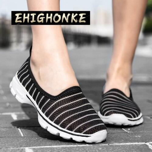 2021 new womens casual flat shoes, breathable, suitable for women to walk comfortably, outdoor womens flat shoes plus size y78