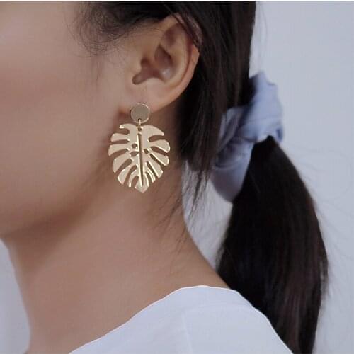 Leaf Earrings New Fashion Drop Stud Trendy Jewelry Dangle Ear Rings Gold Hollow Styles For Women Cute Girls Accessories 2021118