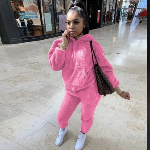 Streetwear Casual Sweatsuits for Women Hoodies Sweatshirt and Pants Two Piece Set Fluffy Pink Winter Outfits for Women Clothes