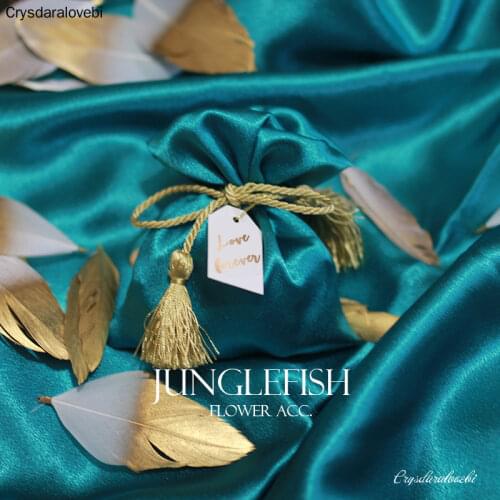 New green theme wedding candy bags gift pouches with tassel tags 9.5*12cm silk gift cases party supplies casament bags dec