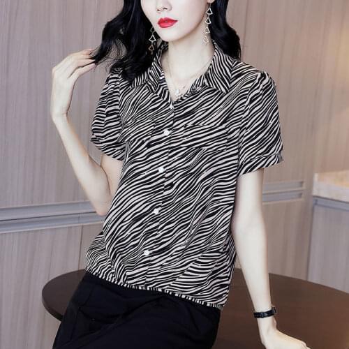 Summer Women Chiffon Short Sleeve Lrregular Stripes Tops Fashion Blouses Lady Shirts Stand-Up Collar Loose Blusas MM0291