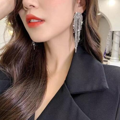 Luxury fashion womens long tassel Crystal Rhinestone Pendant Earrings Shiny Gold Pendant Earrings Wedding Party Jewelry