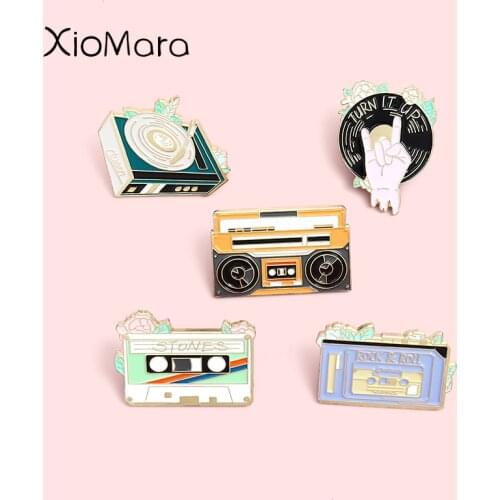 Retro Record Tape Radio Enamel Pins Fashion Music Brooches Lapel Badges Wholesale Cute Pin Jewelry Gifts for Friends