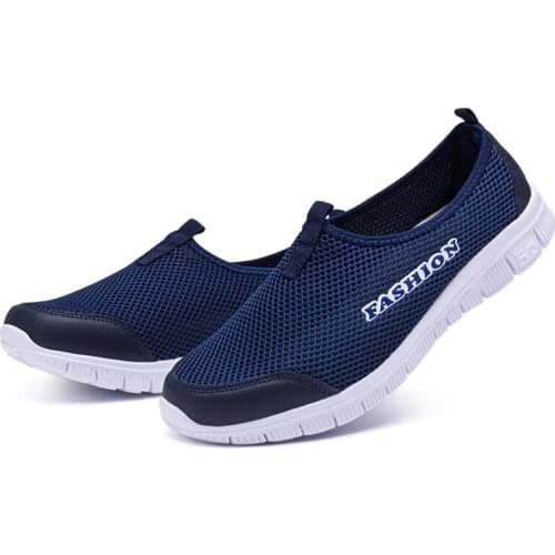 Spring Autumn Breathable Mesh Light Flat Loafers Casual Shoes Women Sneakers Women Fashion Outdoor Walking Shoes Plus Size 35-43