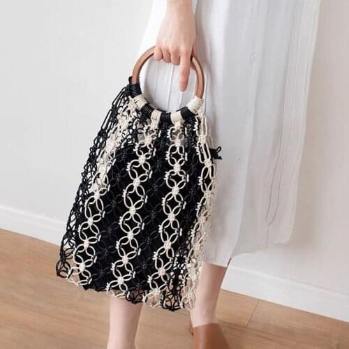 New Handmade Wooden Handle Straw Bag Hollow Out Colorful Beach Vacation Straw Hand Bag Ins Womens Net Bag