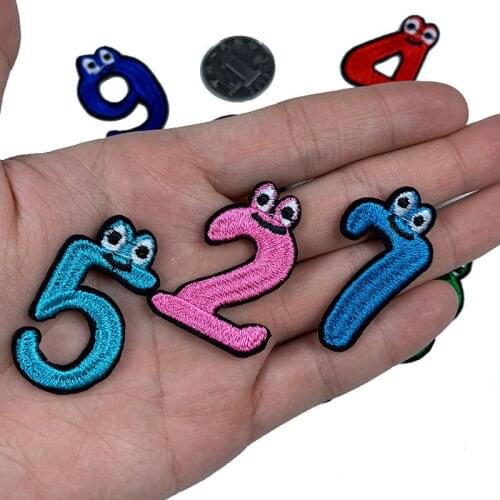 Clothing Appliques Garment Apparel Hat Accessories 0-9 Embroidered Chapter Cute Snake Eyes Digital Stickers Iron on Patches