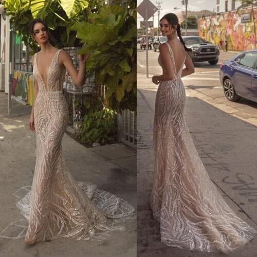 2020 Lateat Mermaid Backless Wedding Dress Deep V Neck Appliqued Beads Sequined Wedding Dresses Reception Plus Size Bridal Gowns