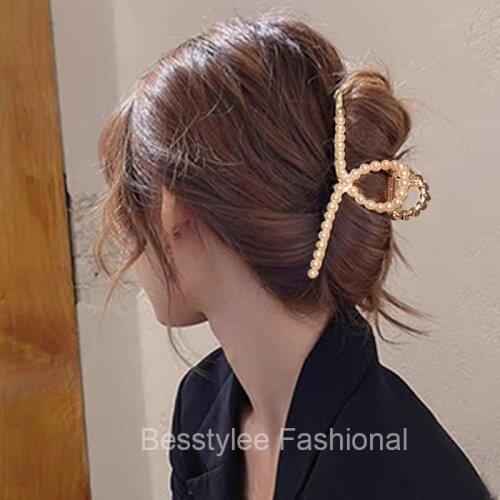 Women Metal Hair Claws Fashion Cross Pearl Hair Clips Barrettes Simple Geometric Large Size Hairpins Hair Crab Hair Accessories