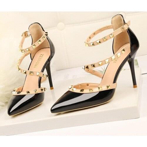 Sexy Pointed Toe Rivet High Heels Women Pumps Thin Heels Ladies Shoes Fashion Spring Summer Platform White Dress Shoes New