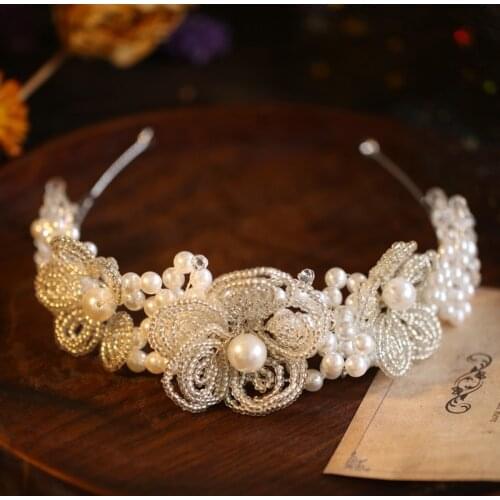 HIMSTORY New Korean Beaded Petals Princess Crown Wedding Dress Hair Accessories Headwear Hair Accessories