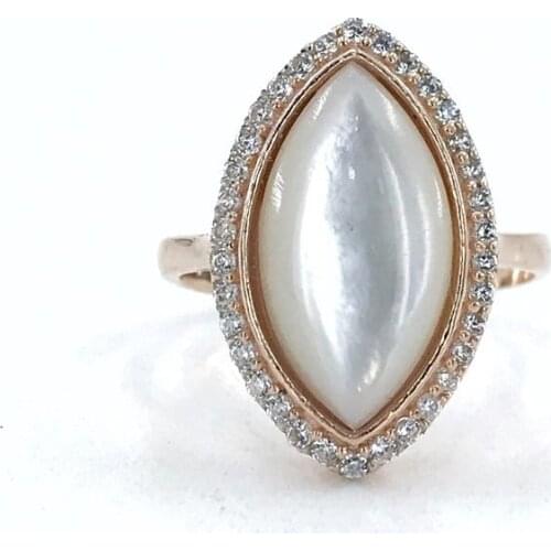 Top Quality White Pearl Shuttle Cut Silver Ring