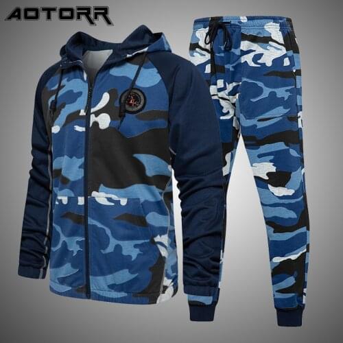 New Fashion Men Set Long Sleeve Camouflage Hoodies Set Male Tracksuit Outdoors Sportwear Mens Gyms Set Casual Tracksuit 2021